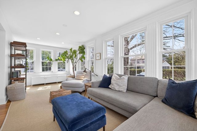 47 Arborview Rd, Boston, MA 02130