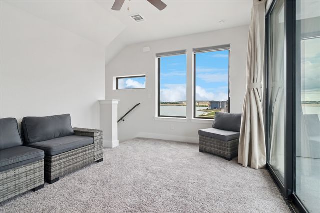 528 Secretariat Drive, Rowlett, TX 75088