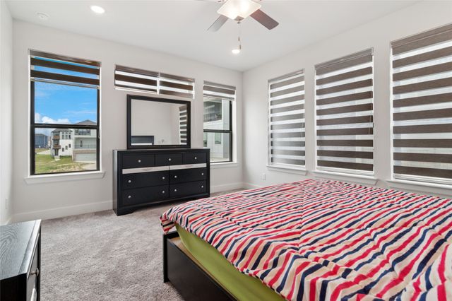 528 Secretariat Drive, Rowlett, TX 75088