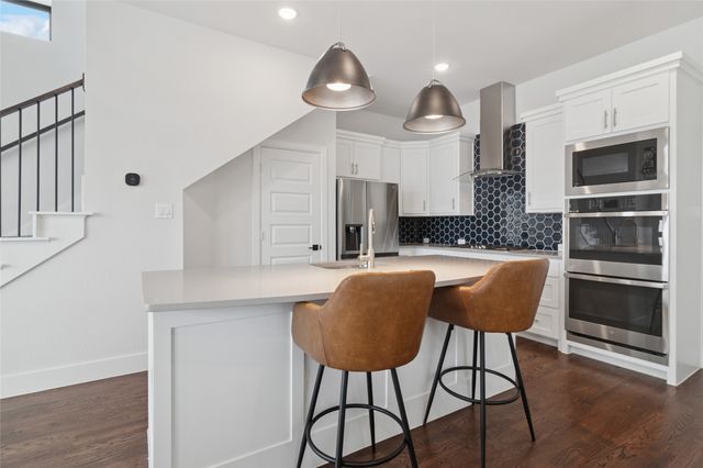 528 Secretariat Drive, Rowlett, TX 75088