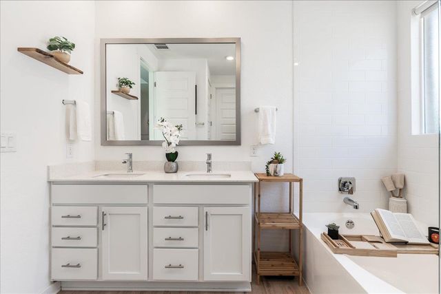 4516 Wilder Farm LN, Georgetown, TX 78628