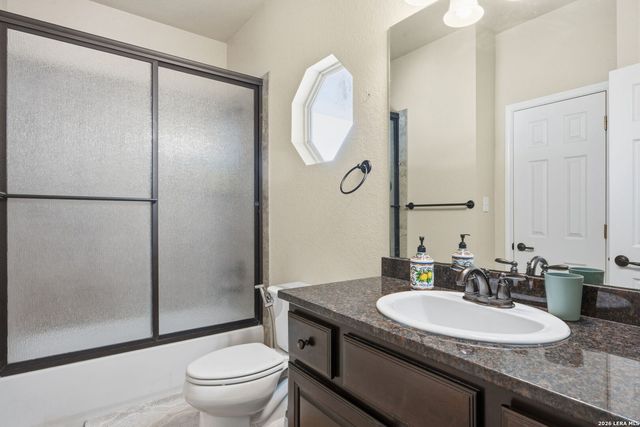 184 Fairway, Floresville, TX 78114