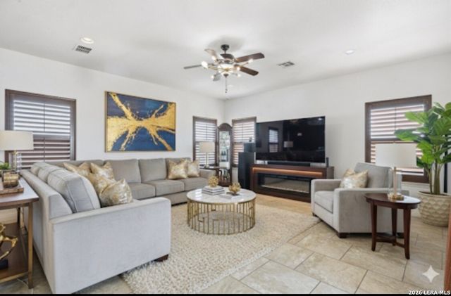 184 Fairway, Floresville, TX 78114