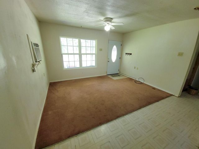 11 Winding Ridge Drive, Huntsville, TX 77320