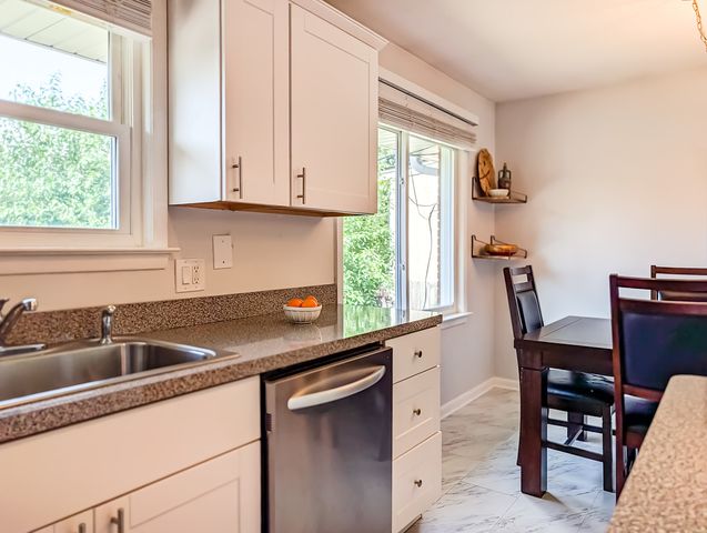 1005 E Irving Park Road, Itasca, IL 60143