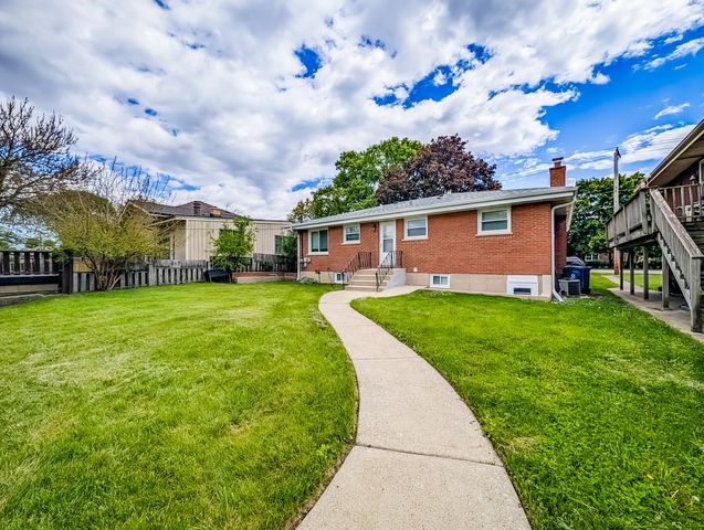 1005 E Irving Park Road, Itasca, IL 60143