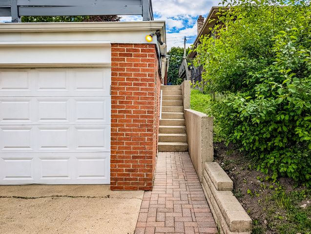 1005 E Irving Park Road, Itasca, IL 60143