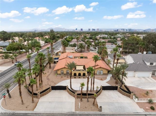 2920 South Tioga Way, Las Vegas, NV 89117