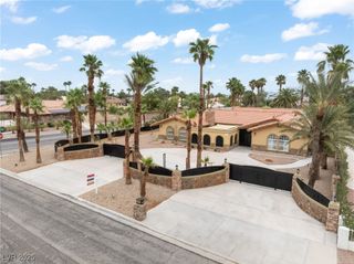 2920 South Tioga Way, Las Vegas, NV 89117