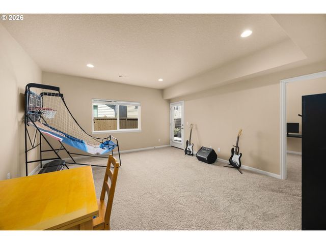 16963 Nw ANTONIO St, Portland, OR 97229
