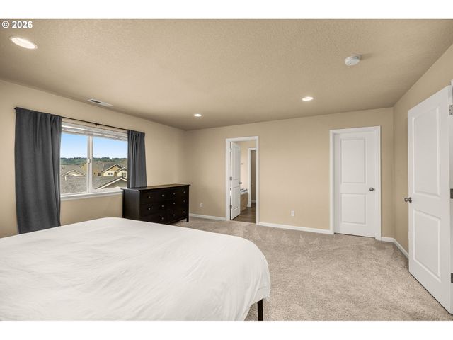 16963 Nw ANTONIO St, Portland, OR 97229