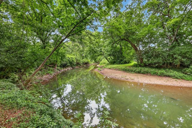 612 Eastcastle Ct, Franklin, TN 37069