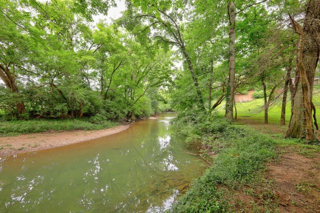 612 Eastcastle Ct, Franklin, TN 37069