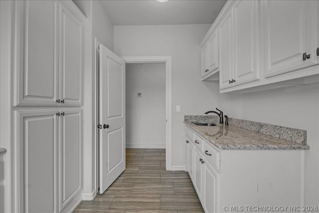 19220 Saddleback Drive, Mounds, OK 74047