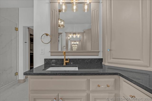 19220 Saddleback Drive, Mounds, OK 74047