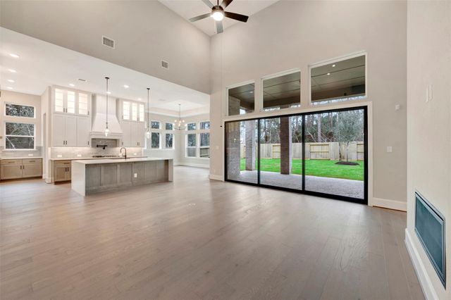 119 Rustica Bloom Trail, Willis, TX 77318