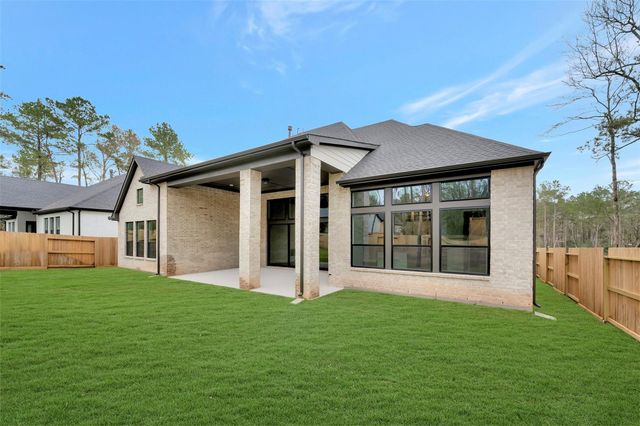 119 Rustica Bloom Trail, Willis, TX 77318