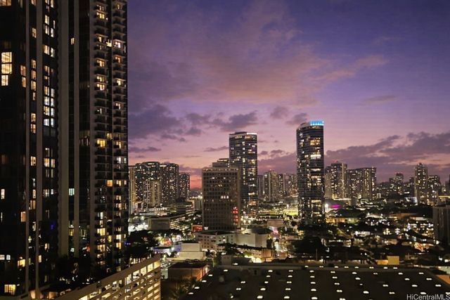 629 Keeaumoku Street 1710, Honolulu, HI 96814