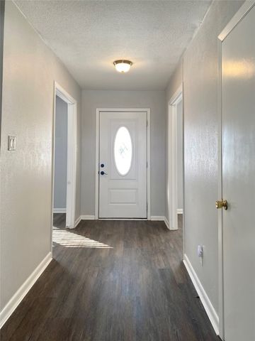 2004 Blue Bird Circle, Bonham, TX 75418