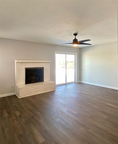 2004 Blue Bird Circle, Bonham, TX 75418