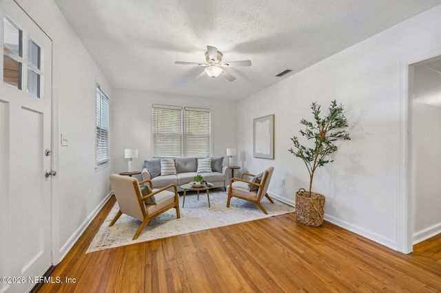 3045 DELLWOOD Avenue, Jacksonville, FL 32205