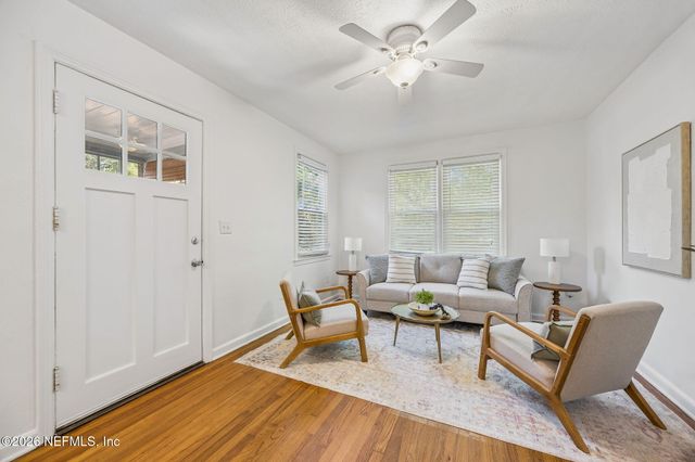 3045 DELLWOOD Avenue, Jacksonville, FL 32205