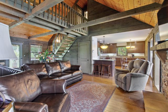 100 Acree Ln, Estill Springs, TN 37330