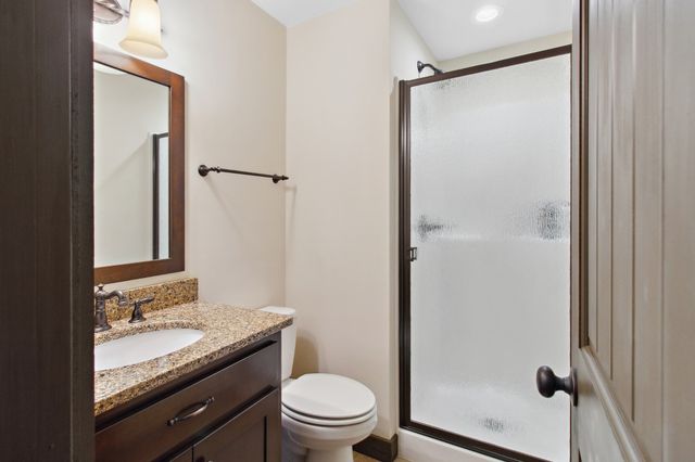 100 Acree Ln, Estill Springs, TN 37330