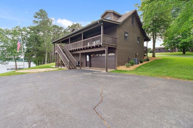 100 Acree Ln, Estill Springs, TN 37330