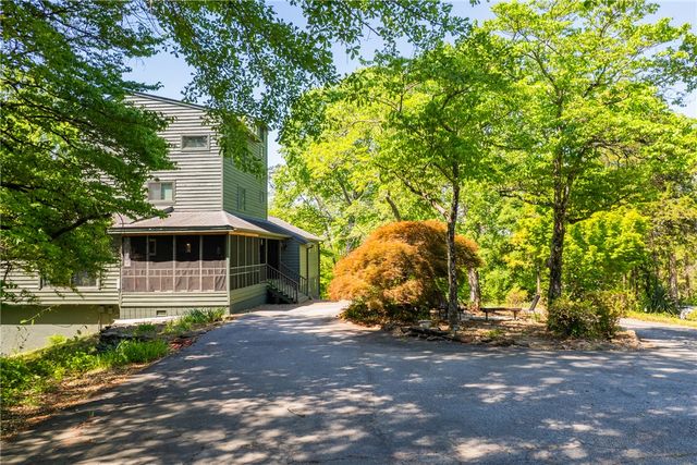 1237 Mile Creek Road, Pickens, SC 29671