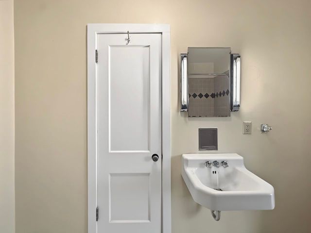 1238 Madrid Road, Santa Fe, NM 87505
