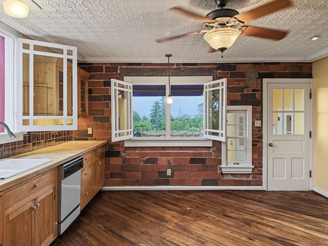 1238 Madrid Road, Santa Fe, NM 87505