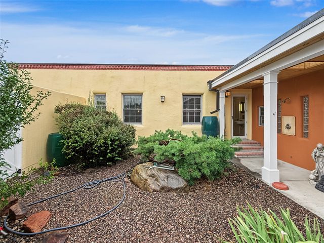 1238 Madrid Road, Santa Fe, NM 87505