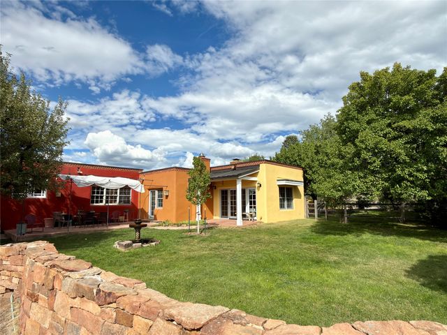 1238 Madrid Road, Santa Fe, NM 87505