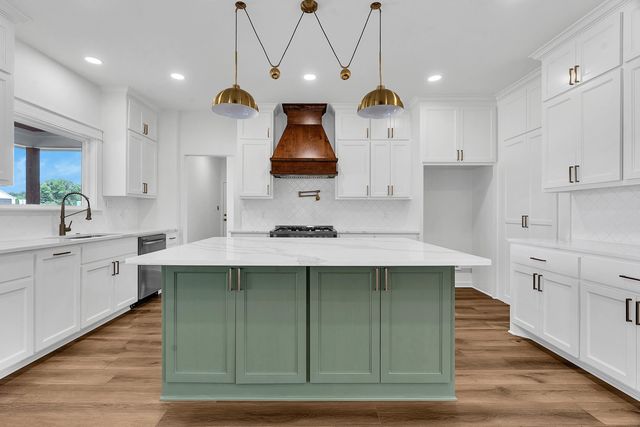 989 County Road 2204 D, Tatum, TX 75691