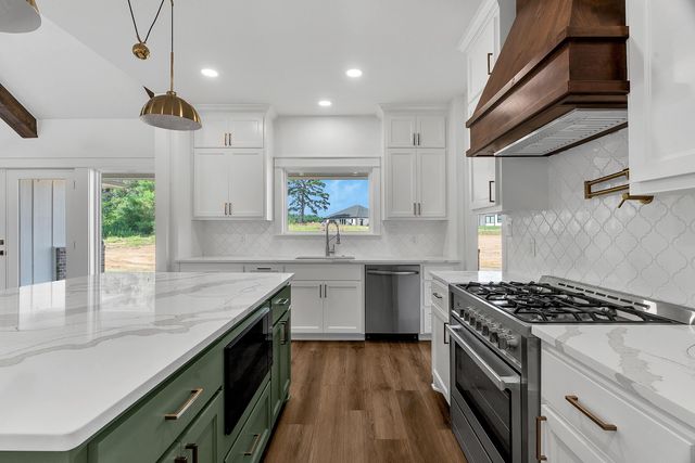 989 County Road 2204 D, Tatum, TX 75691