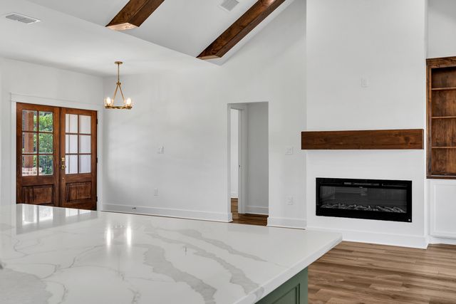 989 County Road 2204 D, Tatum, TX 75691