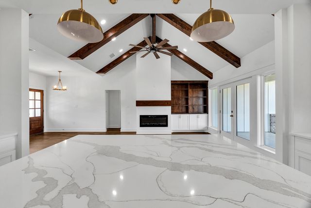 989 County Road 2204 D, Tatum, TX 75691