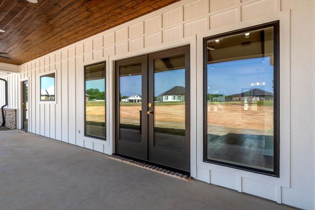 989 County Road 2204 D, Tatum, TX 75691