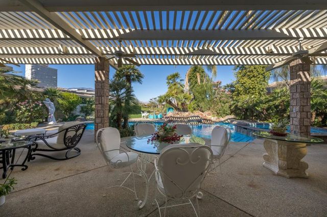 42 Fincher Way, Rancho Mirage, CA 92270