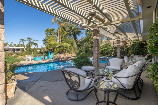42 Fincher Way, Rancho Mirage, CA 92270