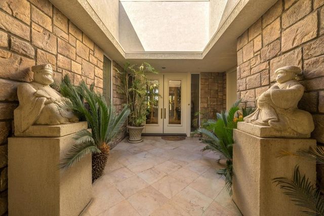 42 Fincher Way, Rancho Mirage, CA 92270