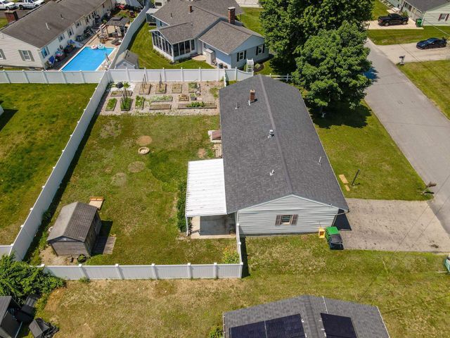 7 Raleigh Drive, Nashua, NH 03062