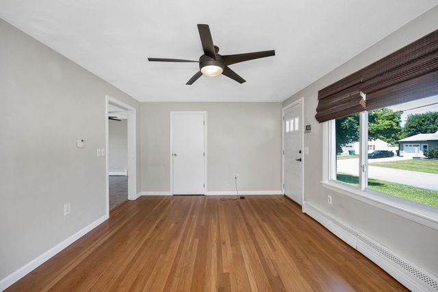 7 Raleigh Drive, Nashua, NH 03062
