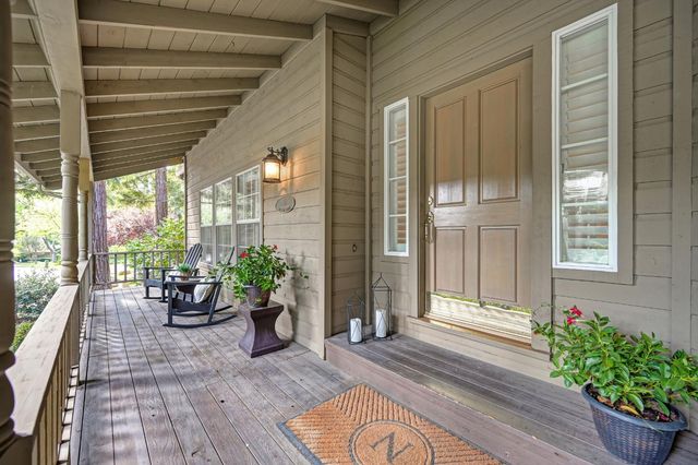 51 Covered Bridge Rd, Carmichael, CA 95608