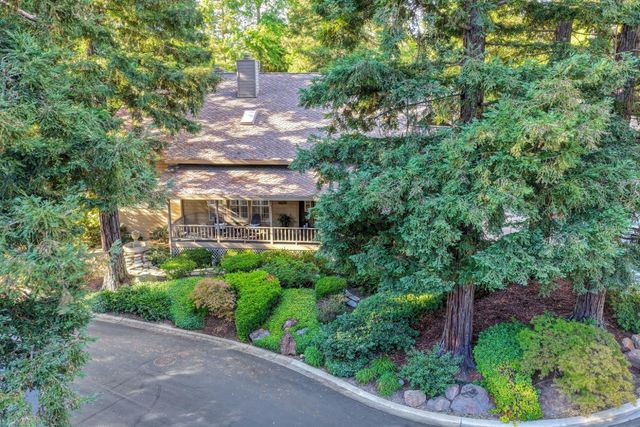 51 Covered Bridge Rd, Carmichael, CA 95608