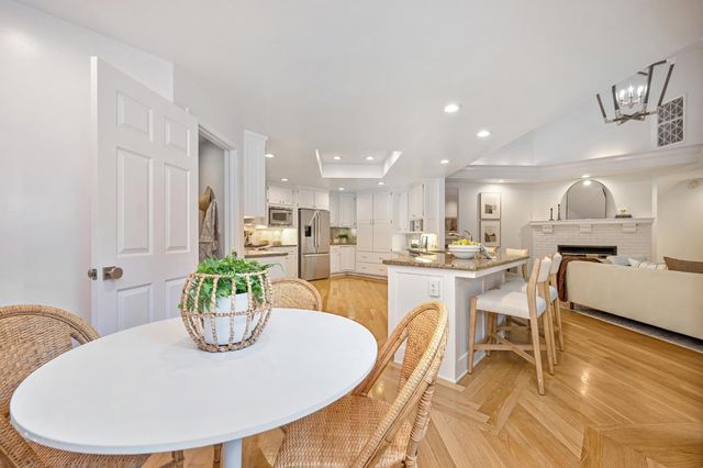 51 Covered Bridge Rd, Carmichael, CA 95608