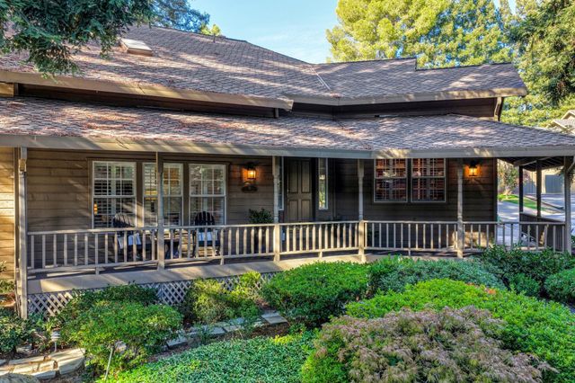 51 Covered Bridge Rd, Carmichael, CA 95608