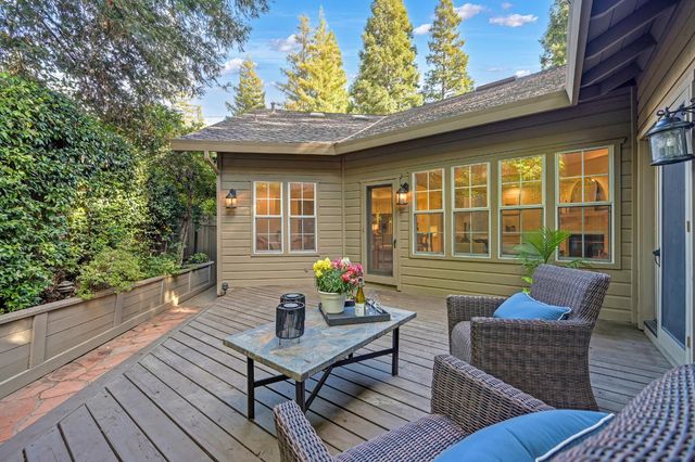51 Covered Bridge Rd, Carmichael, CA 95608