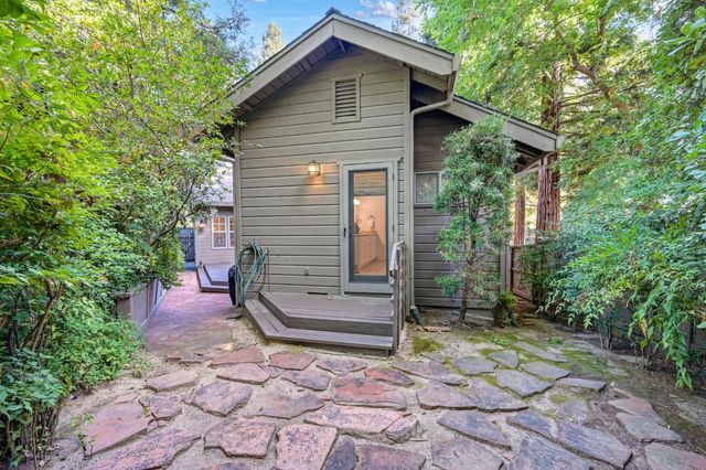 51 Covered Bridge Rd, Carmichael, CA 95608